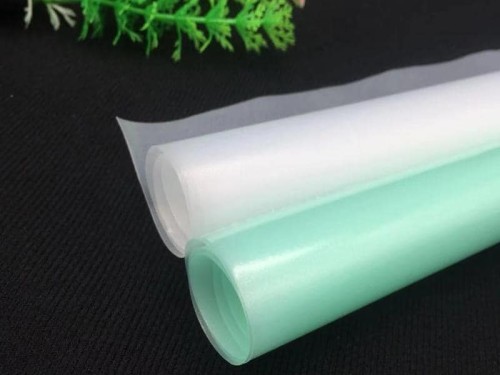 粘接无纺布用哪款热熔胶膜-热熔胶网膜?